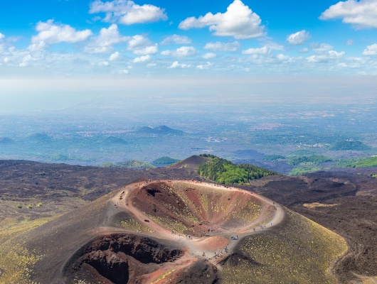 volcan actif en italie